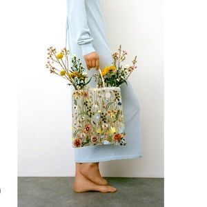 ZARA FLORAL TULLE TOTE BAG. New with tags